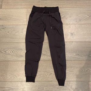 Lululemon Dance Studio Jogger Size 2